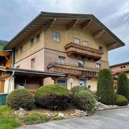 Haus Eckhausl Family Holiday home